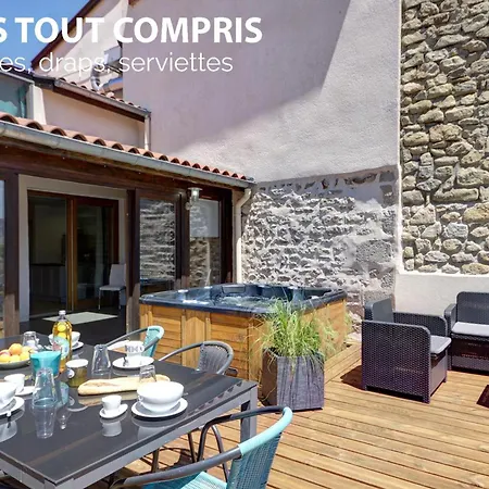 Holiday home De Charme Avec Spa, Hammam Et Velo Electrique Pres Du Parc Du Pilat - Fr-1-496-8